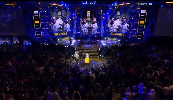 业舞台上闪 业舞台上闪