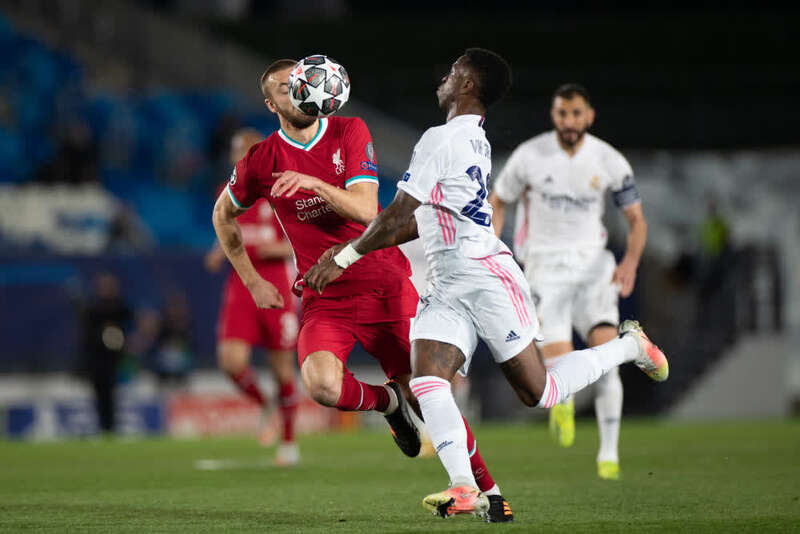 间断地进行 间断地进行