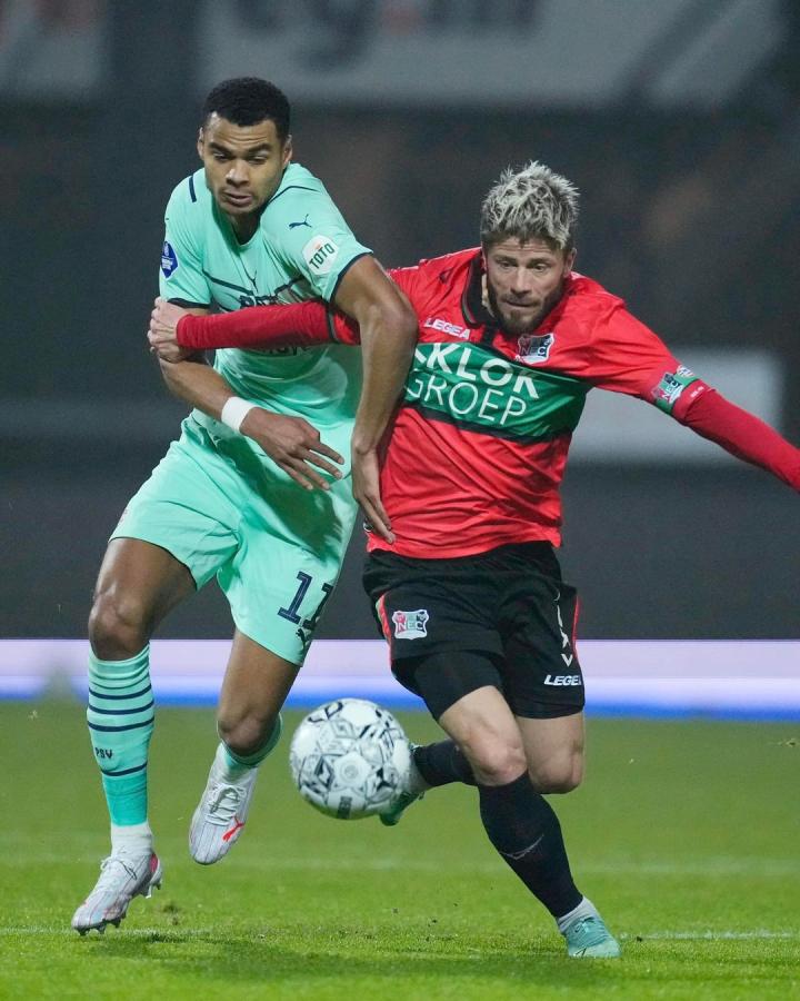 我们期待着 我们期待着