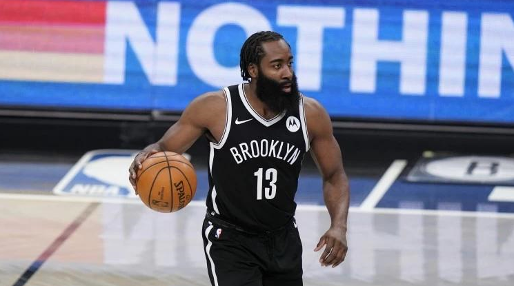 烈的背景下 烈的背景下