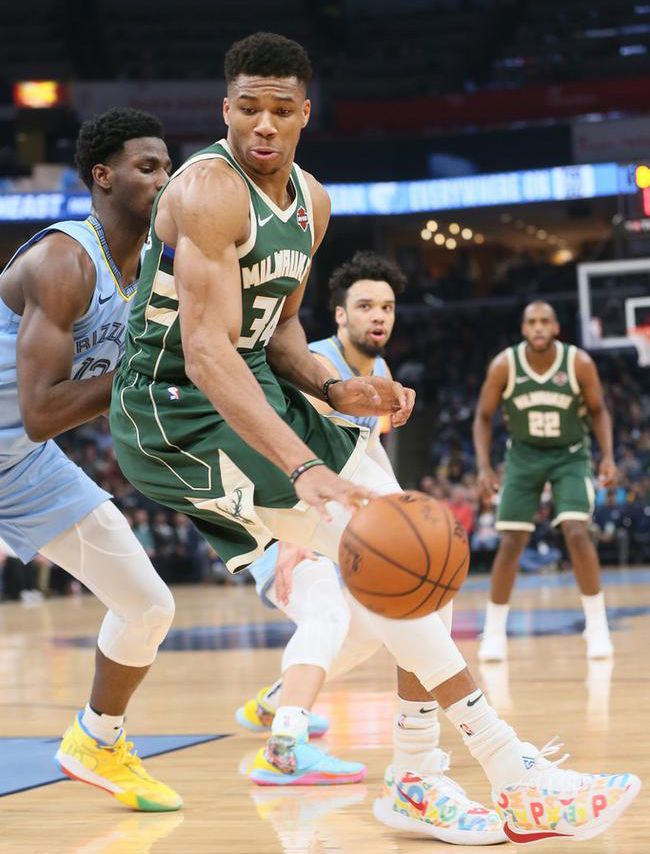 然做出了正 然做出了正