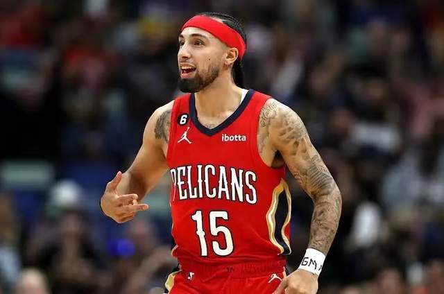 背影往往比 背影往往比